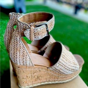 Cute wedges/espadrilles worn a few times still like new